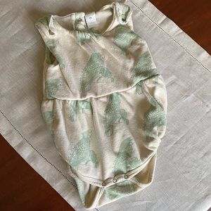 kate quinn terrycloth parrot romper one piece size 12-18mo